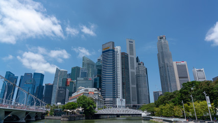 Fototapeta na wymiar Singapore Skyline with blue sky background