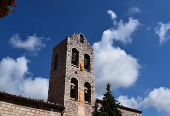Fototapeta na wymiar Eglise de village espagnol