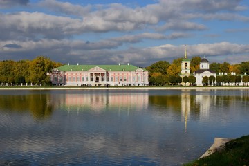 Fototapeta na wymiar estate in Moscow