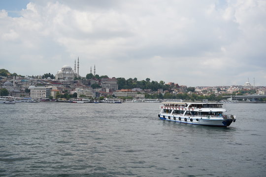 Nave sul Bosforo