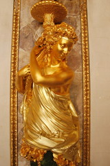 Statue en or de l'Assemblée Nationale, Palais Bourbon à Paris