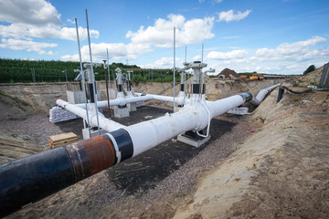 Bau einer Gaspipeline, Knotenpunkt mit Ventil- und Regelwerk