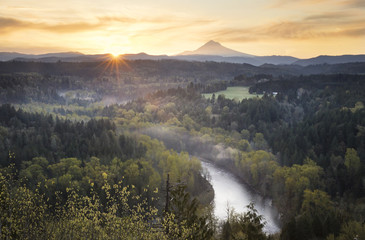 Fototapeta premium Sunrise over a valley near mt Hood, Oregon