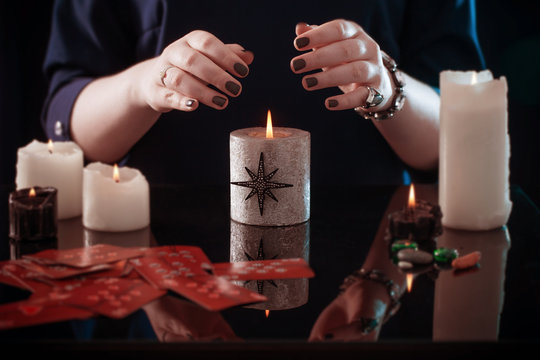 divination with cards and candles