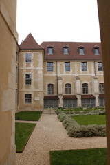 Fototapeta na wymiar Jardin de l'hôpital Laennec à Paris