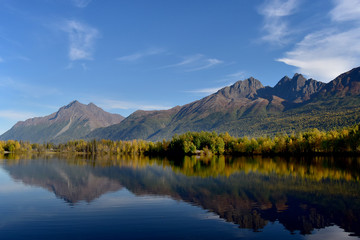 Fototapeta na wymiar Autumn Colors at Reflections Lake, Alaska