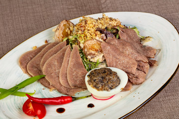 Sliced beef tongue snack