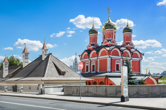 Знаменский собор на Варварке в Москве Znamensky Cathedral on Varvarka Street