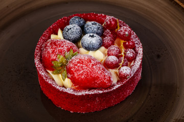 Cake with berries