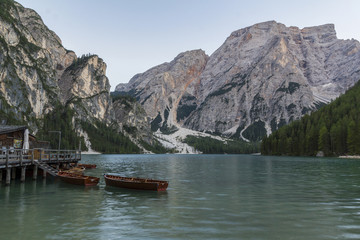 Abendstimmung über dem Pragser Wildsee