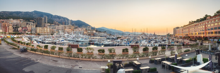 Naklejka premium Evening summer panorama of Monaco promenade