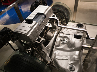 ハイブリットカーのカットモデル