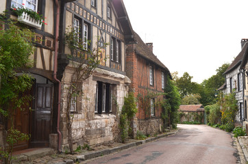Fototapeta na wymiar Gerberoy plus beau village de france