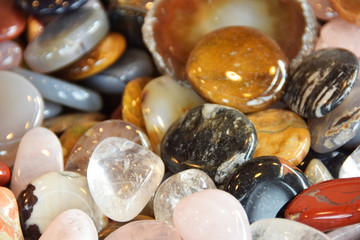 polished colored stones for making jewelry