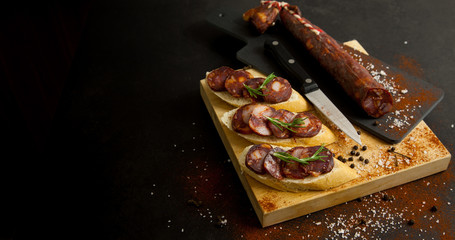 Tabla con embutido iberico