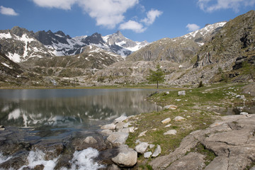 Naklejka na ściany i meble Cornisello lake, Dolomites