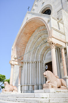 Marble lions of the protiro of the Duomo of Ancona