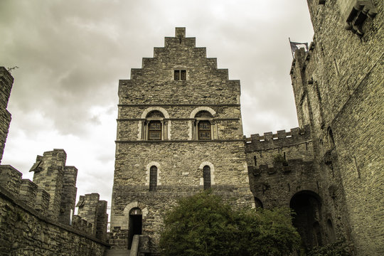 Forte e fortifica&ccedil;&otilde;es