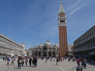 Obraz premium Venezia - basilica di San Marco e campanile in piazza San Marco