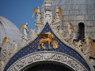 Venezia - simbolo della Serenissima nella basilica di San Marco in piazza San Marco