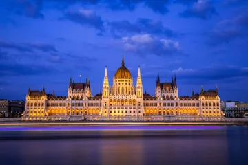 Tableaux ronds sur aluminium brossé Budapest Budapest Parlament Langzeitbelichtung