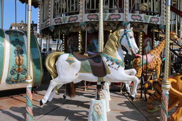 Man&egrave;ge Chevaux de bois