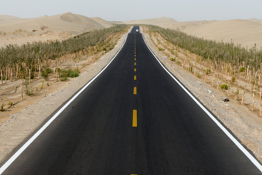 Hotan in xinjiang desert highway