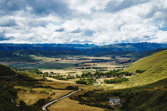 Western sichuan loop scenery in sichuan province