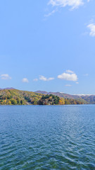 Obraz premium 秋の野尻湖の風景