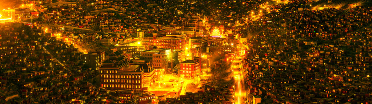 Color five Ming buddhist institute of sichuan province