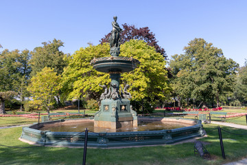 Obraz premium Halifax Public Gardens Victoria Fountain, summer, wide shot, no people.