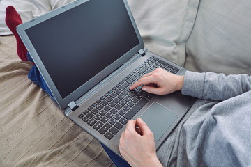  man using laptop