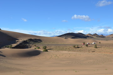 Fototapeta na wymiar désert Marocain