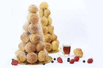 Confectionery flavored cakes for a holiday