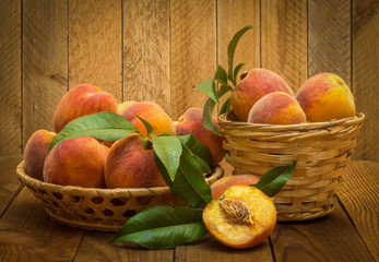  peaches in a basket