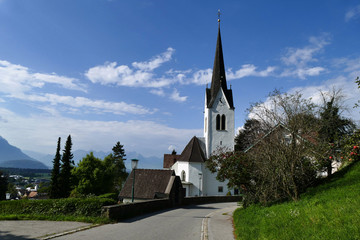Fototapeta na wymiar Kirche in Klaus (Vorarlberg)