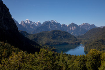 Fototapeta na wymiar landscape in the alps with a lake