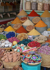 Gewürze in den Souks von Marrakesch © Georg