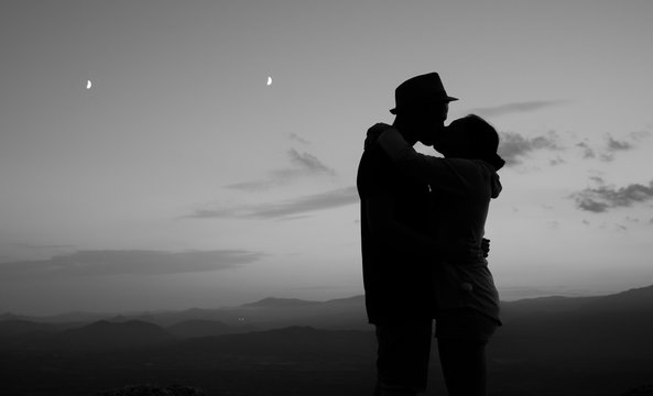 Bacio in Bianco e Nero