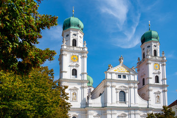Fototapeta na wymiar Dom Sankt Stephan Passau
