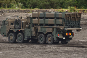 Obraz premium 陸上自衛隊 地対艦ミサイル