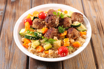 Fototapeta premium couscous with meatball and vegetable