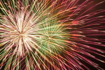 打ち上げ花火　アップ　ダブル