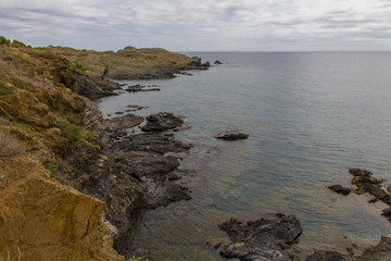 Acantilados en el camino de Ronda, cerca de Llançà