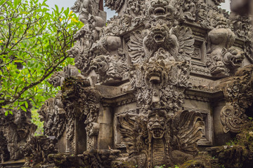 Fototapeta na wymiar Pura Gunung Lebah. Temple in Bali, Indonesia