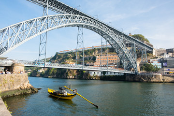 Obraz premium Banks of the river Douro