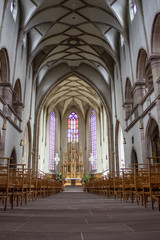Fototapeta na wymiar Molsheim. Intérieur de l'église saint Georges, Bas-Rhin, Alsace. Grand Est