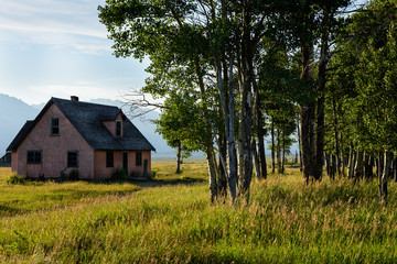 Obraz premium Ranch Cabin in Sunset, Grand Teton