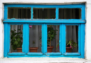 window in turkquoise