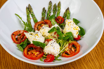 Salad with cheese and asparagus